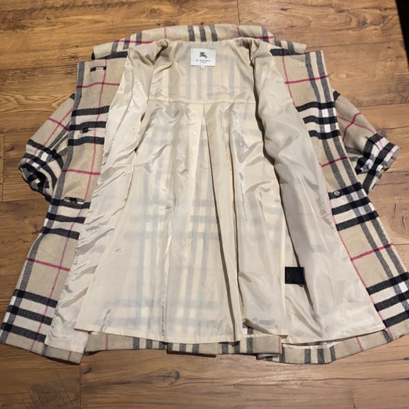 Vintage Burberry Coat - Picture 5 of 9